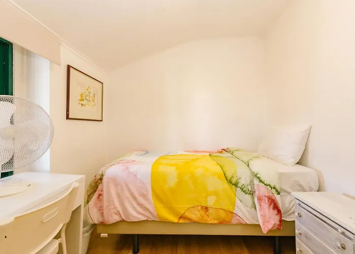 Гостьовий будинок Star Homes *