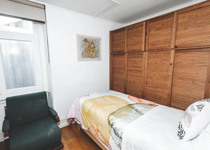 Гостьовий будинок Star Homes *