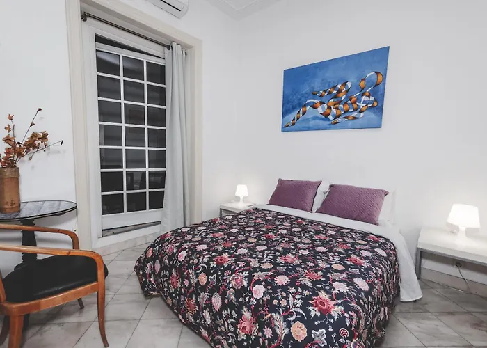 Гостьовий будинок Star Homes *